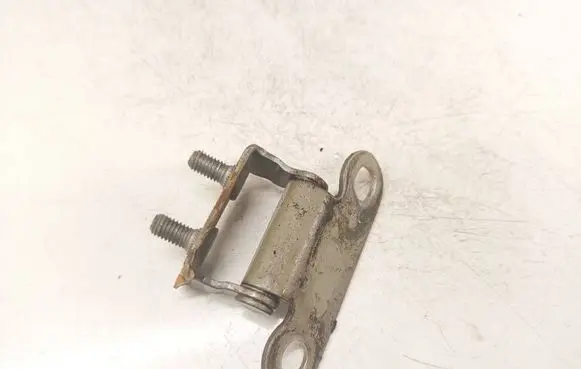 Toyota Corolla Verso AR10 Tailgate/trunk/boot hinge 