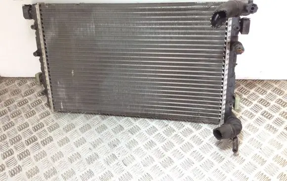 Coolant radiator