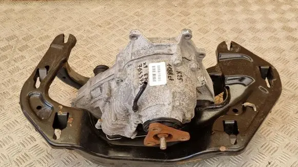 BMW X5 E70 Gearbox transfer box case 