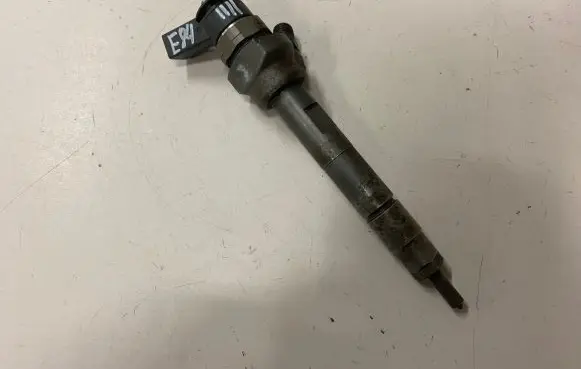 BMW X1 E84 Fuel injector 0445110