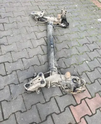 Opel Crossland X Rear axle beam 