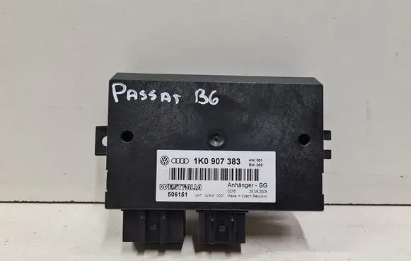 Volkswagen PASSAT B6 Tow bar trailer control unit/module 1K0907383