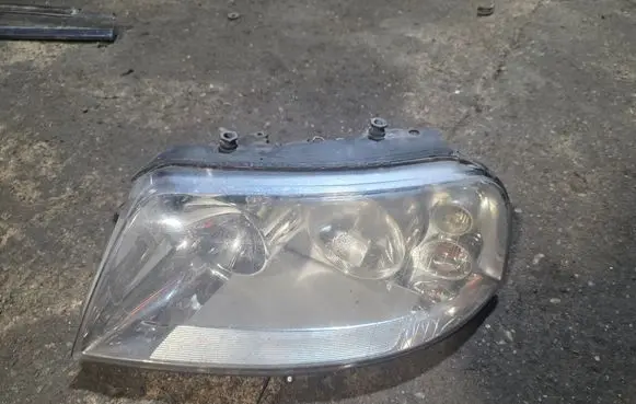 Headlight/headlamp
