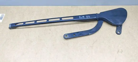 Mercedes-Benz CLK A209 C209 Front wiper blade arm A2038203244
