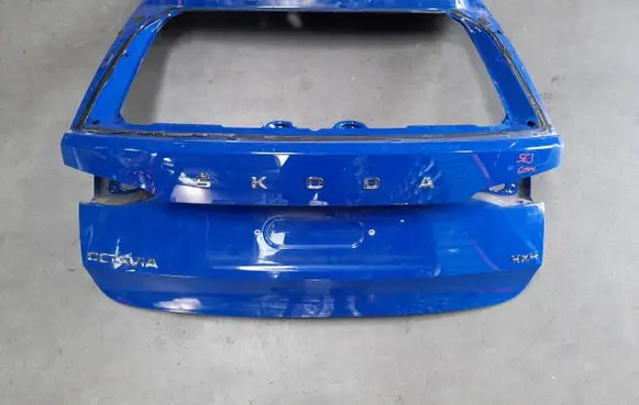 Skoda Octavia Mk4 Tailgate/trunk/boot lid 5E7827081