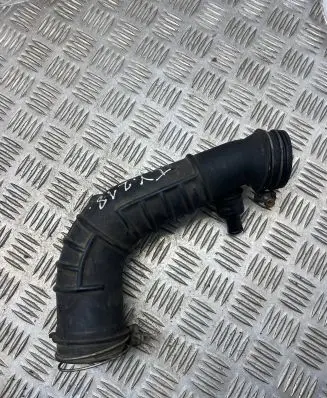 Toyota Yaris Turbo air intake inlet pipe/hose 17880