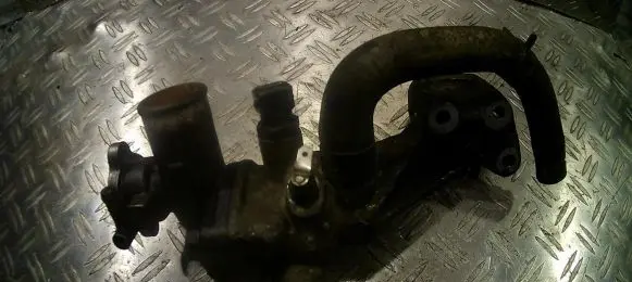 KIA Carnival Engine coolant pipe/hose