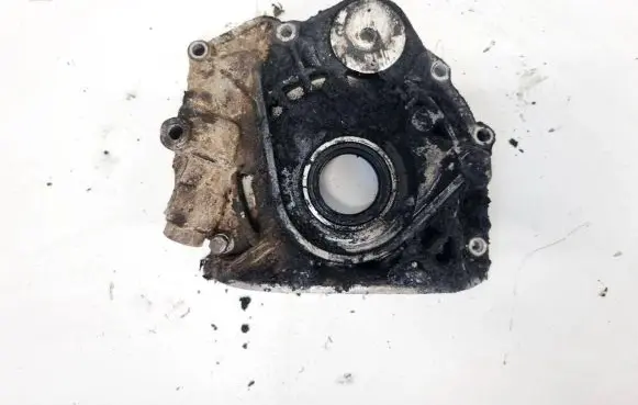 Volkswagen Transporter - Caravelle T4 Oil pump 074115109C