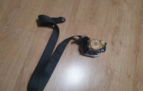 Nissan Note (E11) Front seatbelt 86884 9U10A 045519