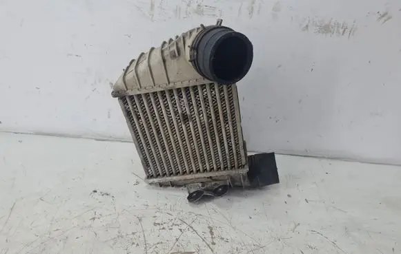 Volkswagen Golf IV Intercooler radiator 1J0145805