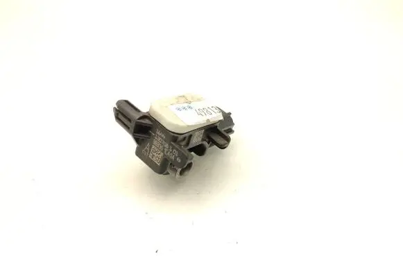 Nissan Juke I F15 Airbag deployment crash/impact sensor 988301EA0A