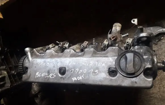 Audi A6 S6 C4 4A Engine head 
