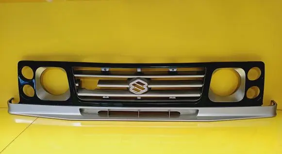 Suzuki Samurai Front grill 721110000