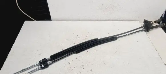 Volkswagen Golf V Gear shift cable linkage 1Q0711266A