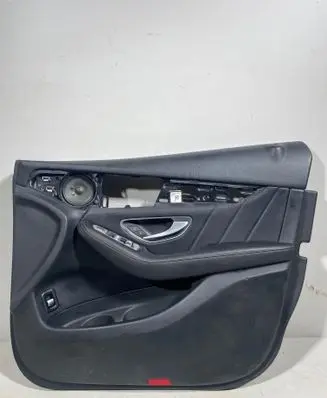 Mercedes-Benz GLC C253 Front door card panel trim