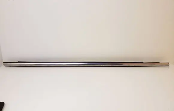 Mazda CX-7 Front door glass trim molding EG21FRR