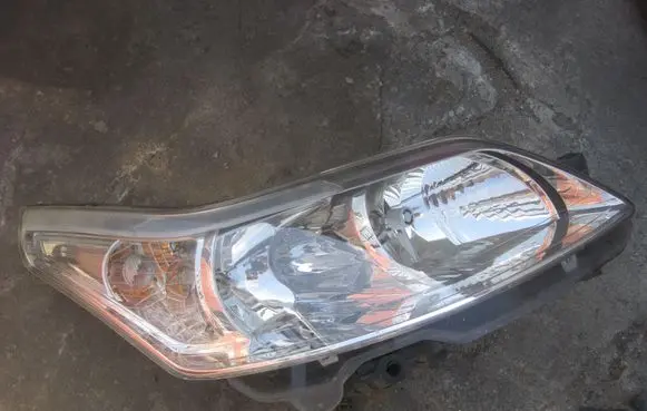 Citroen C4 I Headlight/headlamp 9646893880