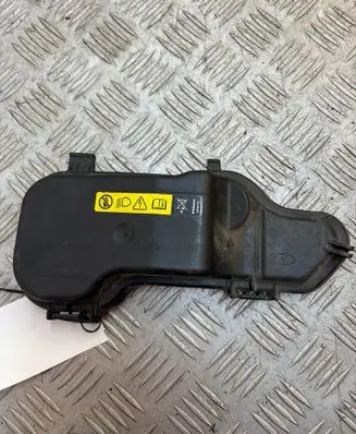Volvo S80 Headlight/headlamp dust cover 