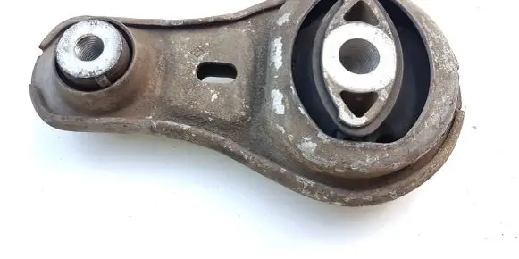 Mercedes-Benz Vito Viano W639 Engine mount bracket 93860700