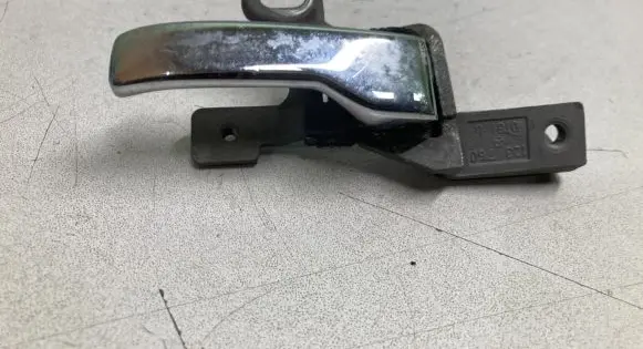 Mercedes-Benz E W123 Rear door interior handle
