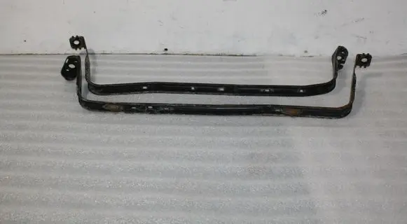 Ford Focus Fuel tank mounting bracket 