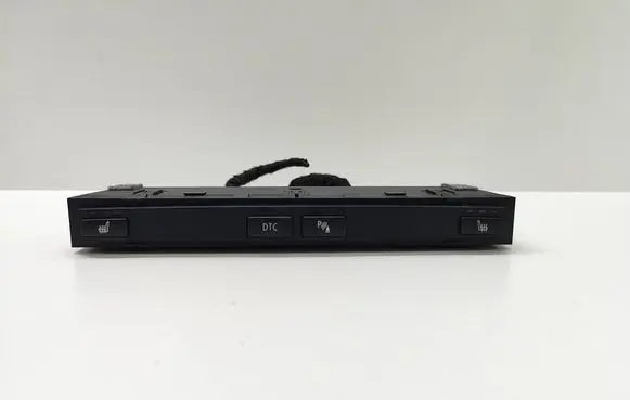 BMW 5 E60 E61 Seat heating switch 6952480 6952480AI01 381266