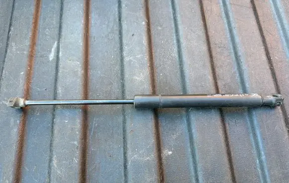 Mercedes-Benz Citan W415 Front bonnet/hood damper/strut 654706489R 7000210538A0