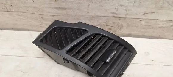 BMW 1 E81 E87 Dashboard side air vent grill/cover trim 7059188 P0102044 705918813