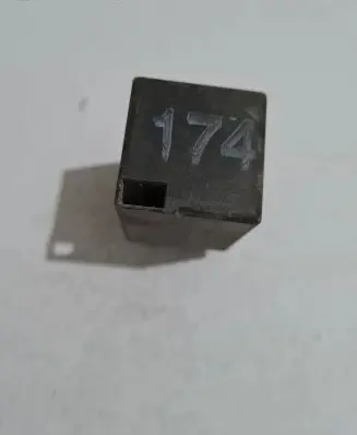 Volkswagen Golf III Other relay 1H0955529 72HV603