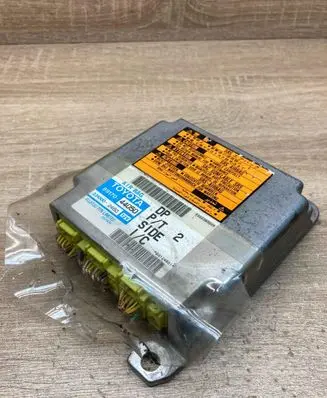 Toyota Avensis T220 Airbag control unit/module 8917044050 2310002460