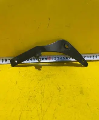 Ford Kuga I Tailgate/trunk/boot hinge 130024C8