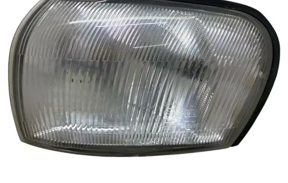 Subaru Impreza I Front indicator light 3336