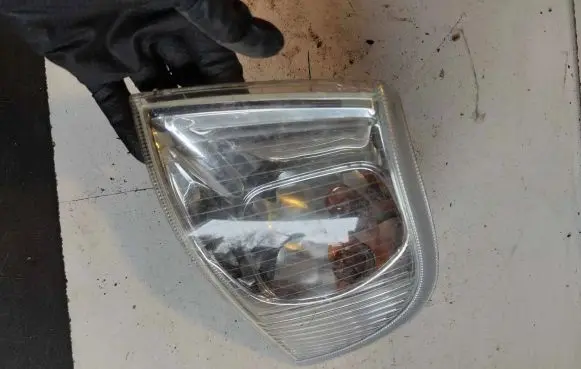 Volvo S40, V40 Front indicator light 30854653T4