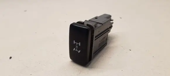 Toyota Land Cruiser (J120) Differential lock switch 156935