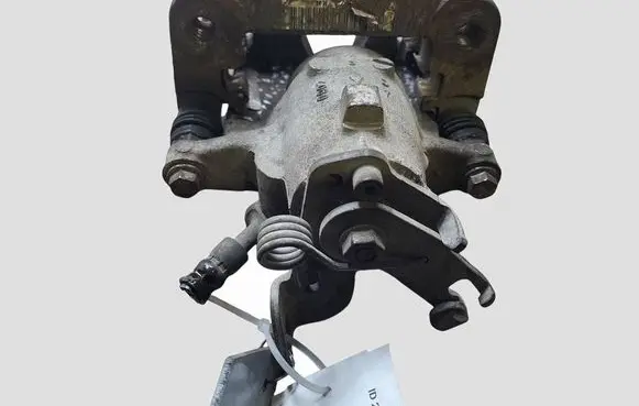 Opel Insignia A Rear brake caliper