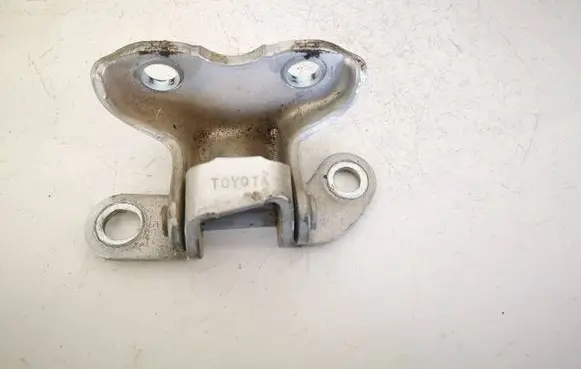 Toyota Avensis T250 Rear door lower hinge 