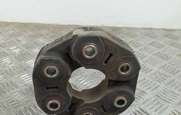 Maserati Levante Rear prop shaft donut coupling/joint 