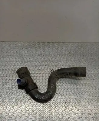 Audi A6 S6 C5 4B Engine coolant pipe/hose