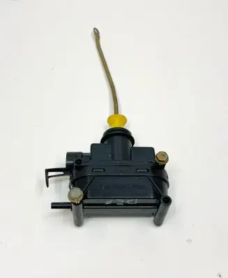 Mercedes-Benz SLC C107 Engine mount vacuum valve 