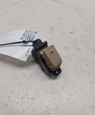 Hyundai Sonata Electric window control switch 202007550