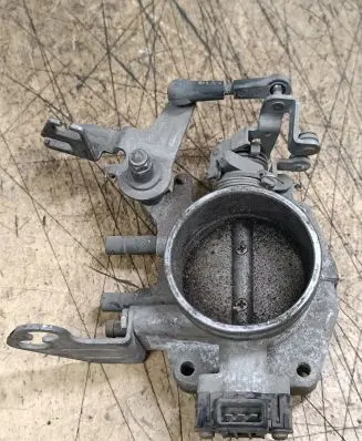 BMW 5 E34 Throttle valve 17303629