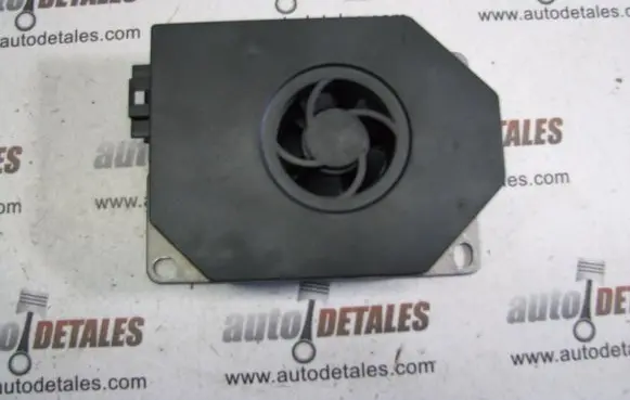 Mercedes-Benz GL X164 Sound amplifier A2118705189