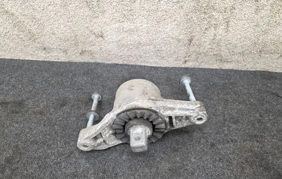 Maserati Levante Engine mount bracket 06700036280 0A236 00806