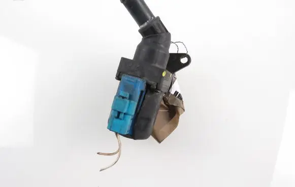 Peugeot 307 Coolant heater control valve 9640937380