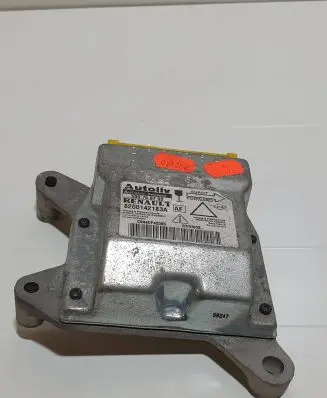 Renault Laguna II Airbag control unit/module 8200142183A C044CF42095 550758700