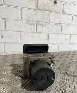 BMW 5 E60 E61 ABS Pump 6783360