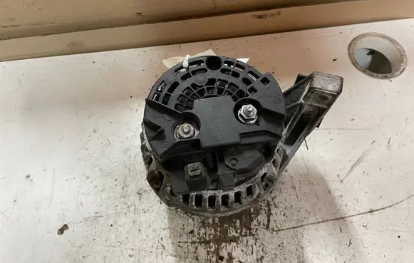 Generator/alternator