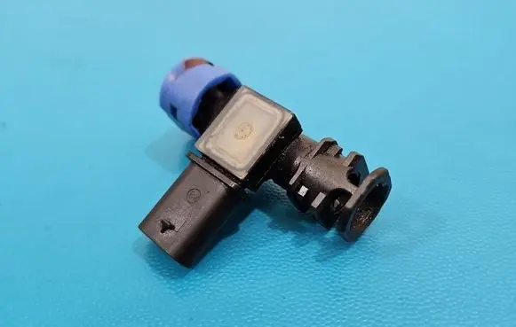 Volvo V70 Fuel pressure sensor 31405791 IMPRK1587489