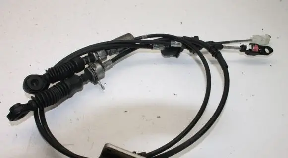 Mitsubishi Outlander Gear shift cable linkage