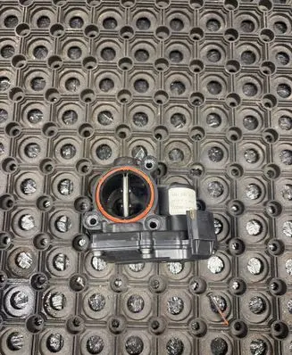 Renault Trafic III (X82) Throttle valve A2C84198000 161A09278R